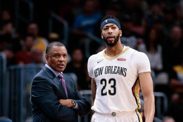 看到他在接 看到他在接